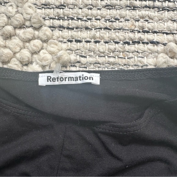 Reformation Vernon Black Long Sleeve Cutout top - Picture 7 of 8